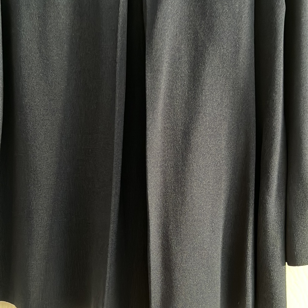 Sweater Like Jacket - Picture 4 of 4